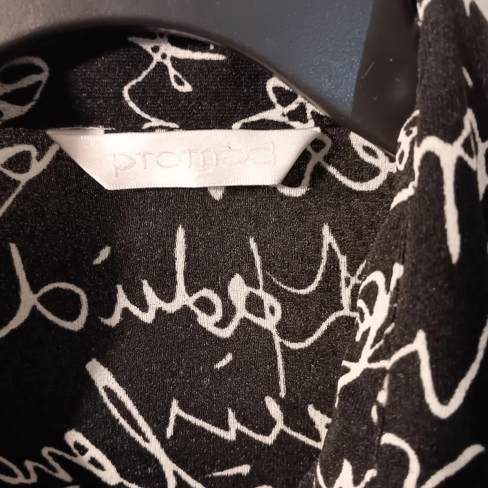 Promod Monochrome Script Pattern acket - Picture 2 of 3